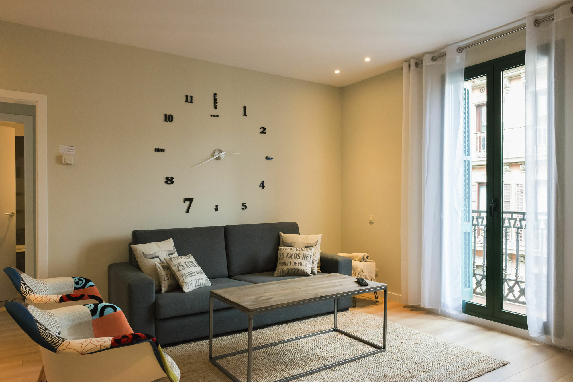Four Petals Barcelona Boutique Apartments Exterior photo